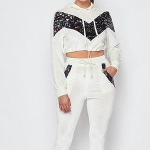 Sequin detailed Velour Jogging Suit